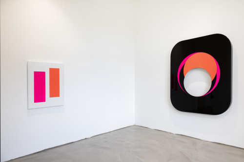 
     <i>set 401 (2017) & instant vision 149 (2013)</i>, 
     <br />
      
     <br />
     Exhibition view Wentrup am Feenteich, 2021