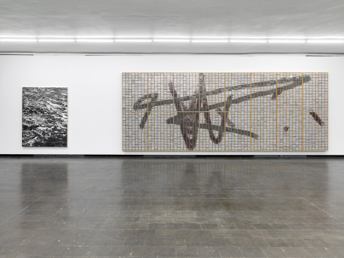 
     <i>Tönend hallt die Jugend (exhibition view), Kunsthalle Recklinghausen, 2018</i>, 
     <br />
      
     <br />
     
