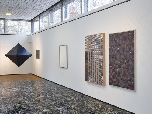 
     <i>Sterne Streifen die Fluten (exhibtion view), Saarlandmuseum, Saarbrücken, 2015/2016</i>, 
     <br />
      
     <br />
     