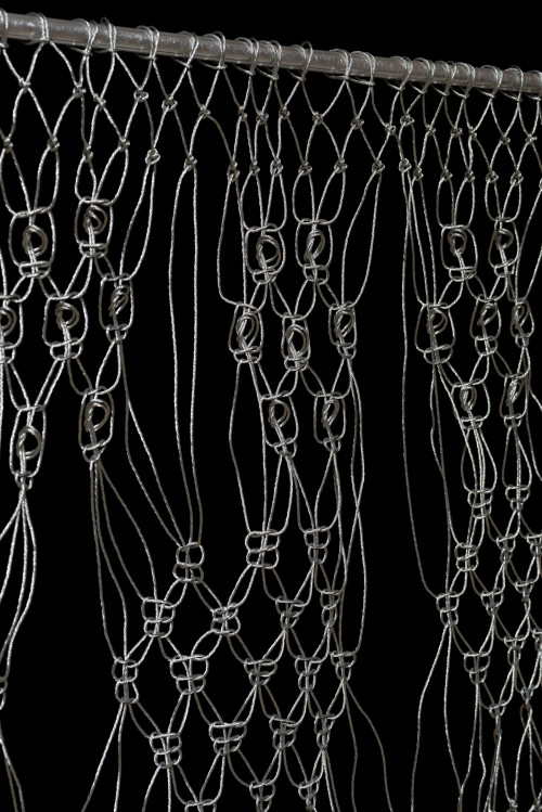 <i>Makramé</i>,
2014<br />
wire cable,
<br />
detail