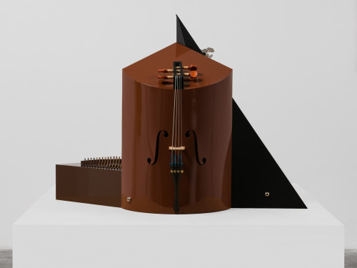 <i>Resonator Strings (alternate view)</i>,
2019<br />
<br />