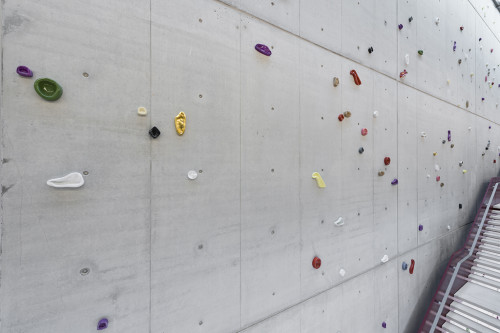 <i>Leaning Wall</i>,
2014<br />
Imprints of female and male body parts cast in colour-glazed Meissen porcelain,
various sizes<br />
Permanent site specific installation at Robert Koch Institute, Berlin, Germany