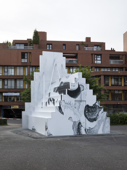 
     <i>sculpture</i>, 
     2017<br />
     Dibond, ceramic tiles, galvanized steel, Jesmonite, 
     <br />
     Installation view Skulptur Projekte Münster, Germany, 2017