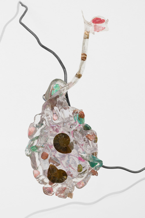 <i>Digestive System 3D (fossalizing / extinct horn)</i>, 2018<br />ammonite pair, unakite, rhyolite, chrysoprase, landscape jesper, tree agate, brekzien jasper, clinozoisite, resin, 65 x 15 x 23 cm<br />