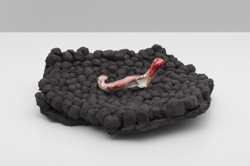 <i>intimacy with mortals 7</i>, 2022<br />Ceramics, black grog, 10 x 33 x 34 cm<br />