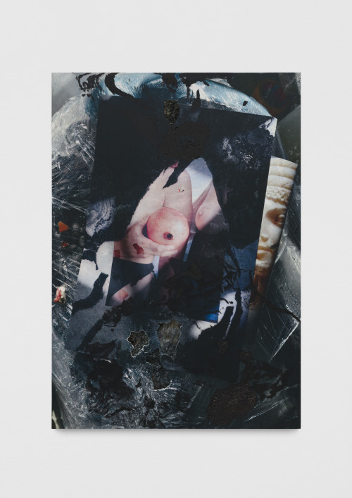 <i>IWM 2</i>, 2022<br />Print on pigmentet jesmonite and minerals, 70 x 49 x 3 cm<br />